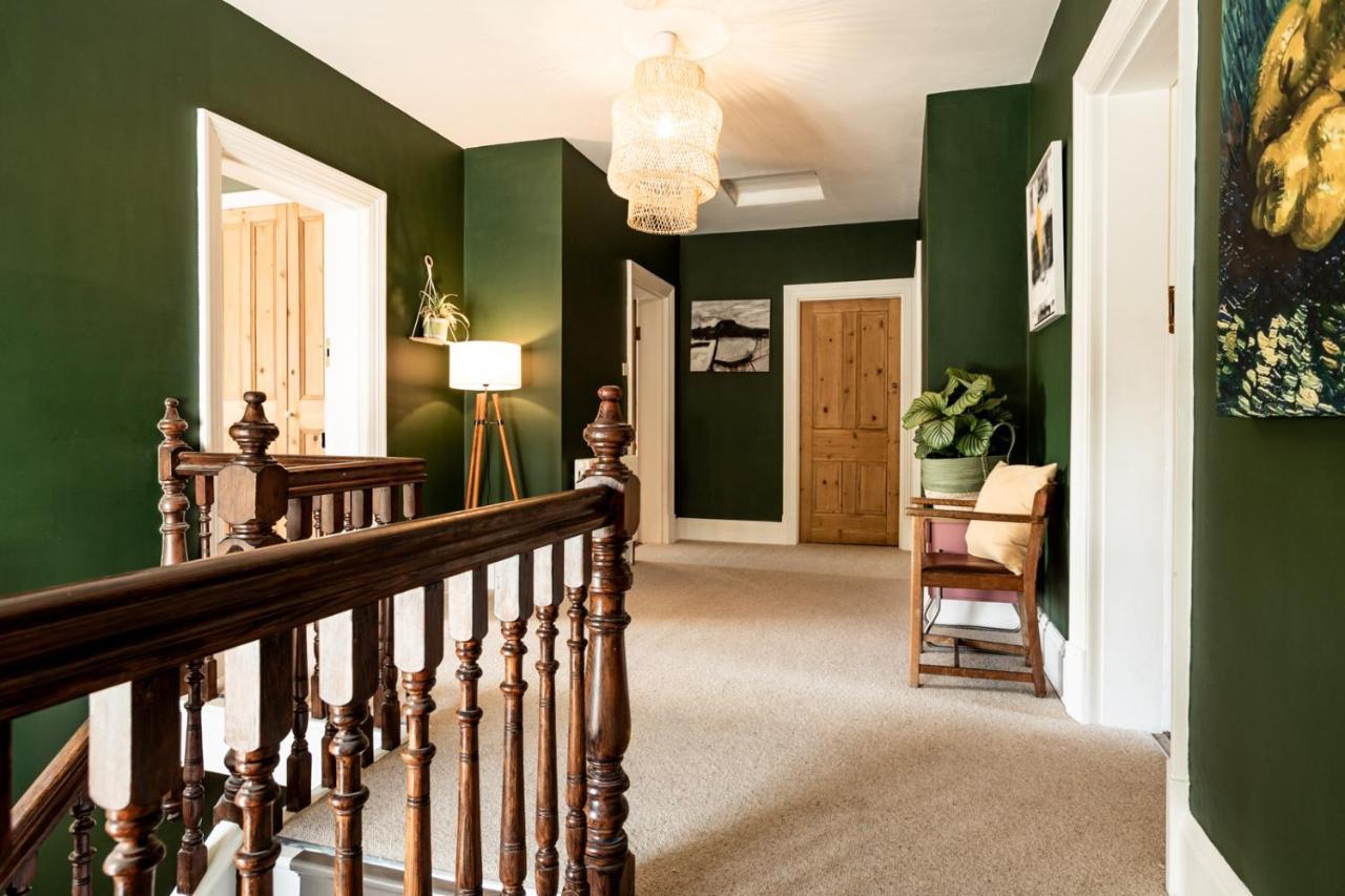 The Old Vicarage Bed & Breakfast Moylgrove Exterior foto